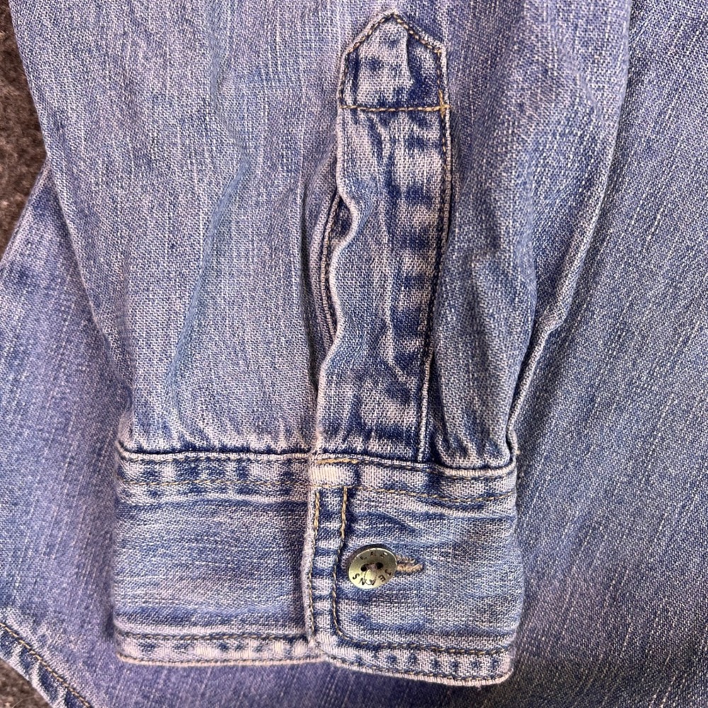 Vintage 90s Lee Denim Shirt Womens M Long Sleeve Button Up Classic Cotton Pocket - Picture 9 of 14
